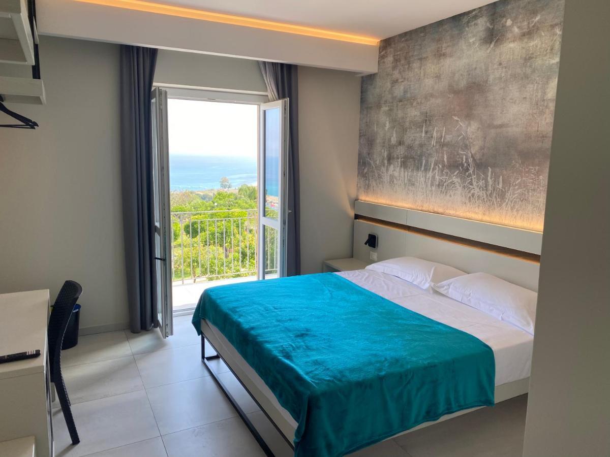 Aether Suites Tropea - Free Parking Exterior photo